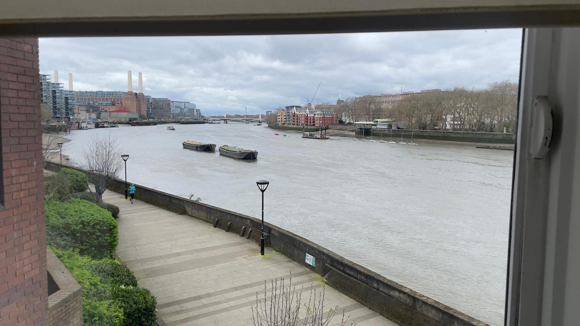 Us Embassy Spacious Nine Elms